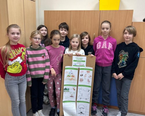 (Polski) Innowacyjny projekt edukacyjny Pieczarki z Klasą